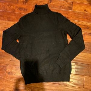 Lord and Taylor Cashmere turtleneck
